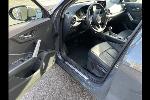 Audi Q2 35 TFSI S Edition Pano Leder 1ste Eig Boekjes sleutels helemaal compleet