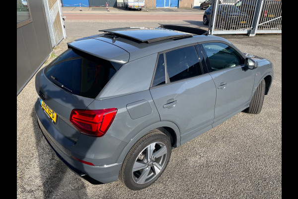 Audi Q2 35 TFSI S Edition Pano Leder 1ste Eig Boekjes sleutels helemaal compleet