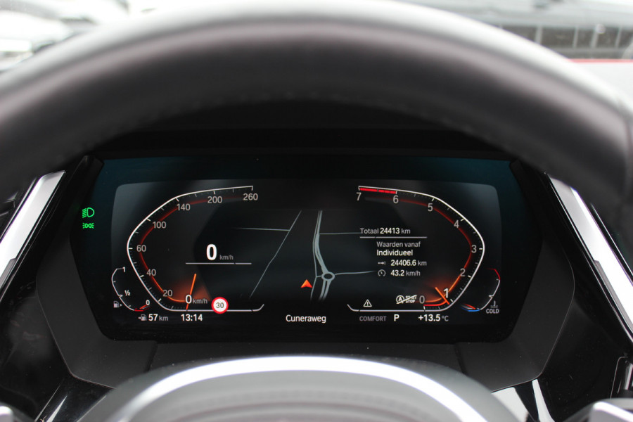 BMW Z4 Roadster sDrive20i High Executive Ed. M Sport / 24.413 km! / NL Auto / Camera / Leder / 19'' / Sfeerverlichting / Stuur+Stoelverwarming / Windscherm / Cruise Control