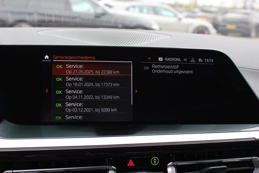 BMW Z4 Roadster sDrive20i High Executive Ed. M Sport / 24.413 km! / NL Auto / Camera / Leder / 19'' / Sfeerverlichting / Stuur+Stoelverwarming / Windscherm / Cruise Control