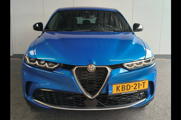Alfa Romeo Tonale 1.3T PHEV Ti AUTOMAAT uit 2023 Rijklaar + 12 maanden Bovag-garantie  Henk Jongen Auto's in Helmond,  al 50 jaar service zoals 't hoort!