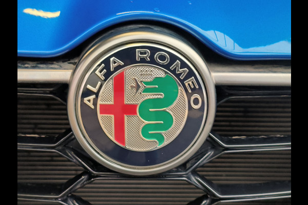 Alfa Romeo Tonale 1.3T PHEV Ti AUTOMAAT uit 2023 Rijklaar + 12 maanden Bovag-garantie  Henk Jongen Auto's in Helmond,  al 50 jaar service zoals 't hoort!