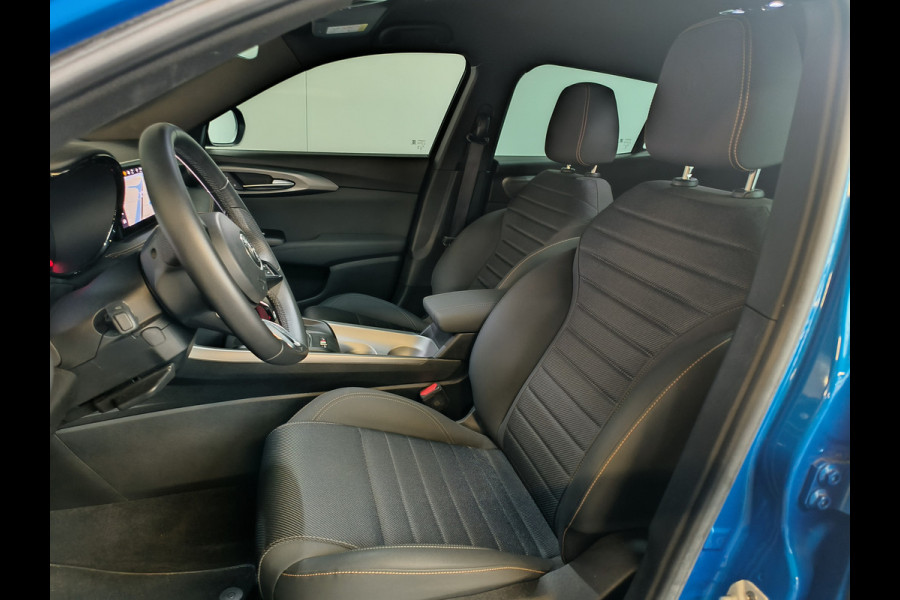 Alfa Romeo Tonale 1.3T PHEV Ti AUTOMAAT uit 2023 Rijklaar + 12 maanden Bovag-garantie  Henk Jongen Auto's in Helmond,  al 50 jaar service zoals 't hoort!