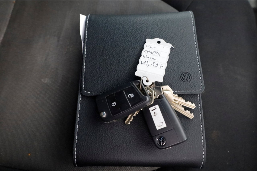 Volkswagen Crafter 35 2.0 TDI E6 Bakwagen met achterdeuren 2-Persoons 10-2020