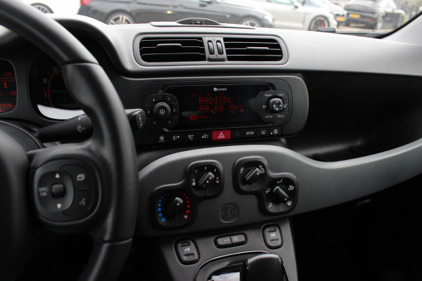 Fiat Panda 0.9 TwinAir Lounge / Trekhaak / Parkeerhulp achter / Bluetooth / Cruise Control / Airco