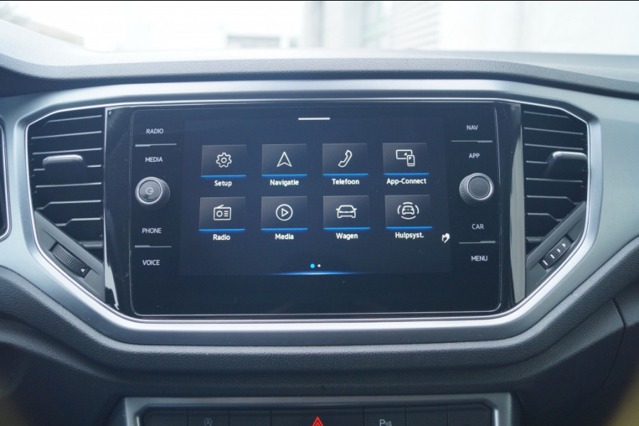 Volkswagen T-Roc 1.5 TSI 150pk DSG Style Active -PANO-LED-ECC-CAM-