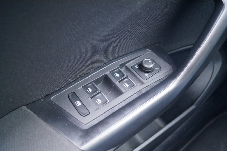 Volkswagen T-Roc 1.5 TSI 150pk DSG Style Active -PANO-LED-ECC-CAM-