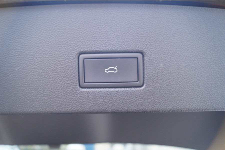 Volkswagen T-Roc 1.5 TSI 150pk DSG Style Active -PANO-LED-ECC-CAM-