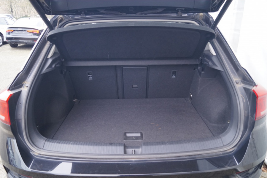 Volkswagen T-Roc 1.5 TSI 150pk DSG Style Active -PANO-LED-ECC-CAM-