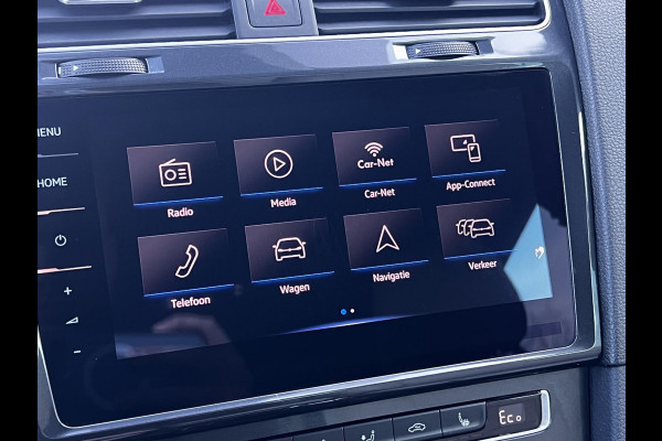 Volkswagen e-Golf e-Golf Virtual Cockpit | Lederen bekleding | Achteruitrijcamera | Warmtepomp | SOH 88,9% |