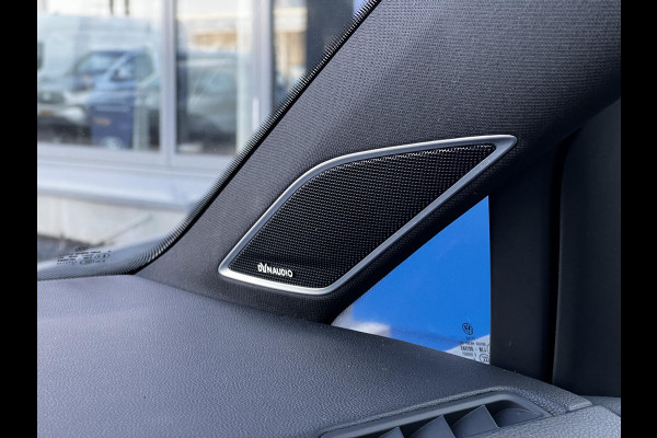 Volkswagen e-Golf e-Golf Virtual Cockpit | Lederen bekleding | Achteruitrijcamera | Warmtepomp | SOH 88,9% |