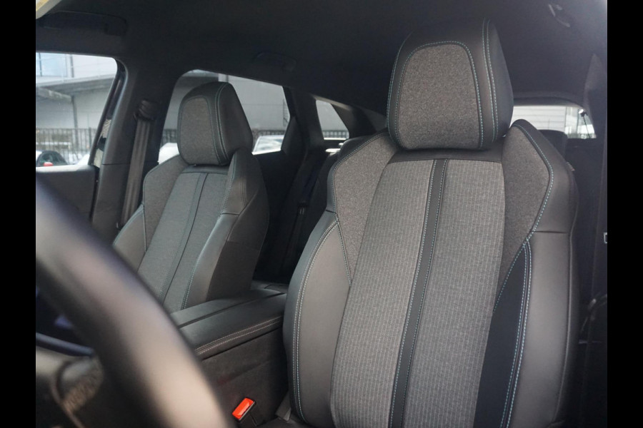 Peugeot 3008 1.6 HYbrid 225 Allure Winterpakket
