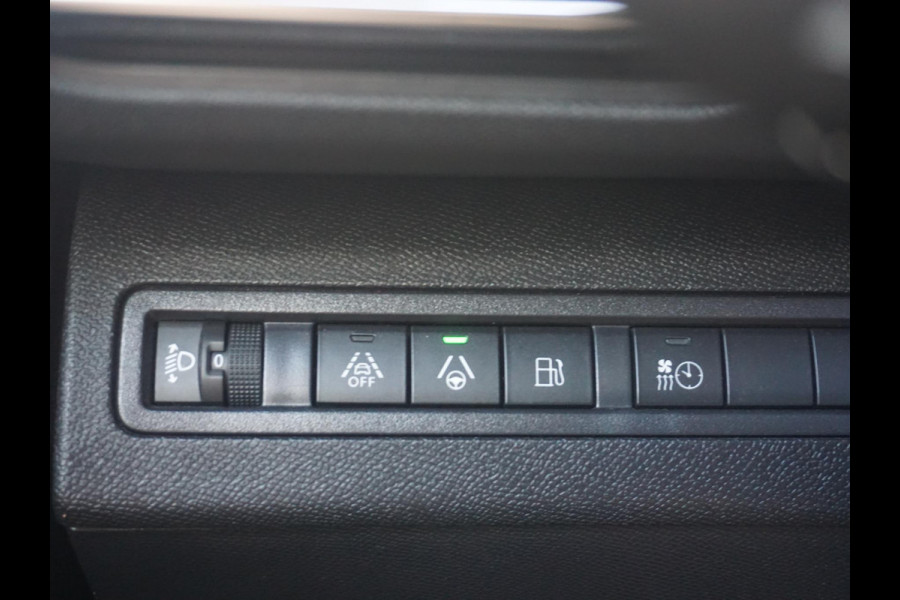Peugeot 3008 1.6 HYbrid 225 Allure Winterpakket
