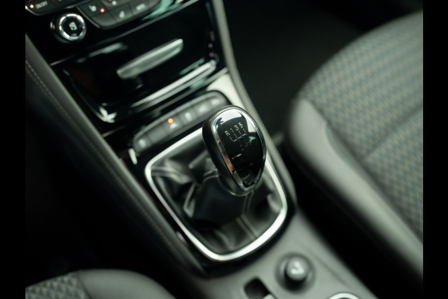 Opel Astra Sports Tourer 1.4 Turbo 150Pk Innovation | Trekhaak | Camera | Stoel & Stuur verw. | Prijs Rijklaar!!