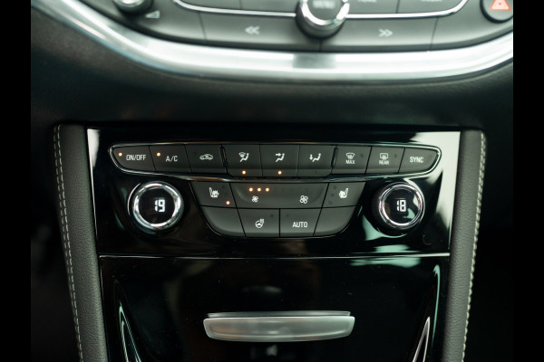 Opel Astra Sports Tourer 1.4 Turbo 150Pk Innovation | Trekhaak | Camera | Stoel & Stuur verw. | Prijs Rijklaar!!