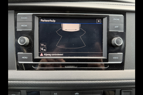 Volkswagen Transporter 2.0 TDI 150 PK Euro 6 L1H1 Cruise control/Carplay/PDC