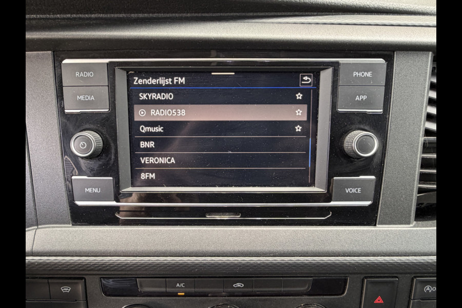 Volkswagen Transporter 2.0 TDI 150 PK Euro 6 L1H1 Cruise control/Carplay/PDC