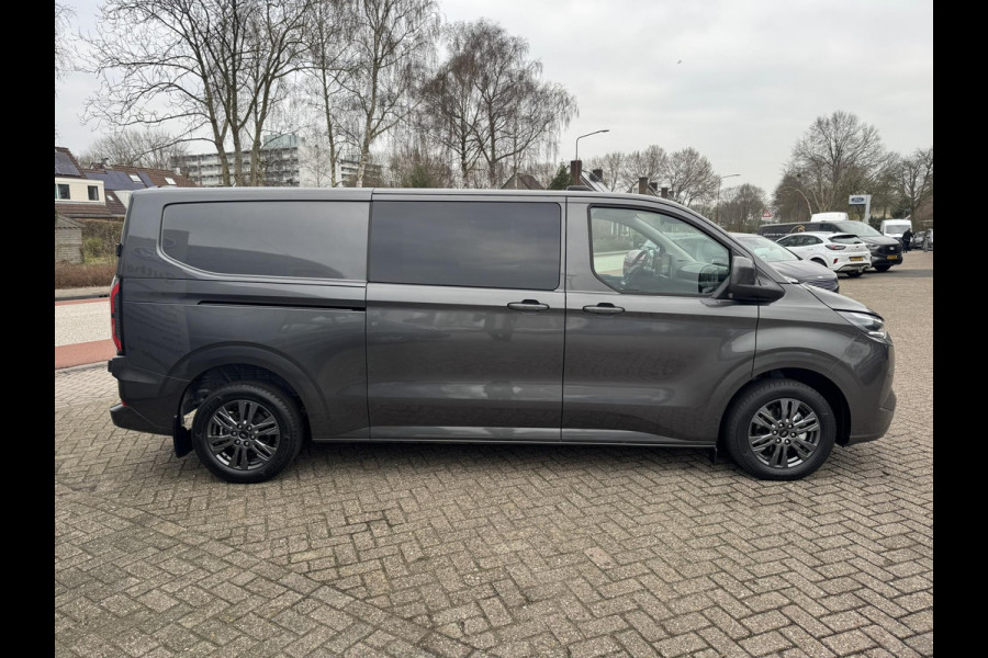 Ford Transit Custom 320 2.5 PHEV L2H1 Limited DC |SCI| Dubbele cabine | Adaptive Cruise Control | Groot middenconsole | 8-weg verstelbare & verwarmbare passagiersstoel | 13 polige trekhaak | 17 inch lichtmetalen velgen | Verwarmbaar stuurwiel | Draadloos opladen | Adaptieve LED koplampen | Reservewiel
