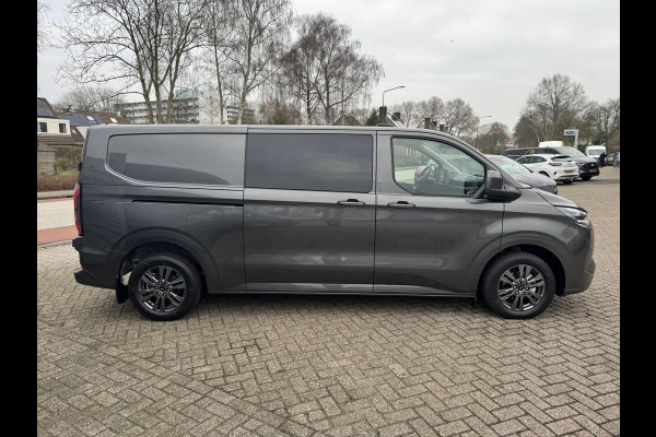 Ford Transit Custom 320 2.5 PHEV L2H1 Limited DC |SCI| Dubbele cabine | Adaptive Cruise Control | Groot middenconsole | 8-weg verstelbare & verwarmbare passagiersstoel | 13 polige trekhaak | 17 inch lichtmetalen velgen | Verwarmbaar stuurwiel | Draadloos opladen | Adaptieve LED koplampen | Reservewiel
