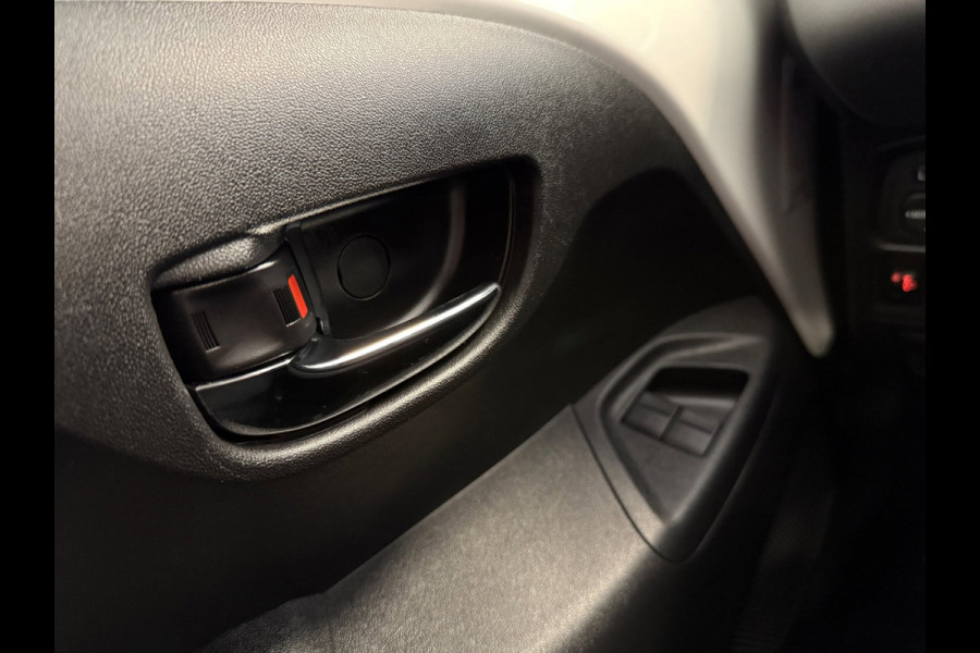 Toyota Aygo 1.0 VVT-i X-Play | Navi | Camera | Airco |