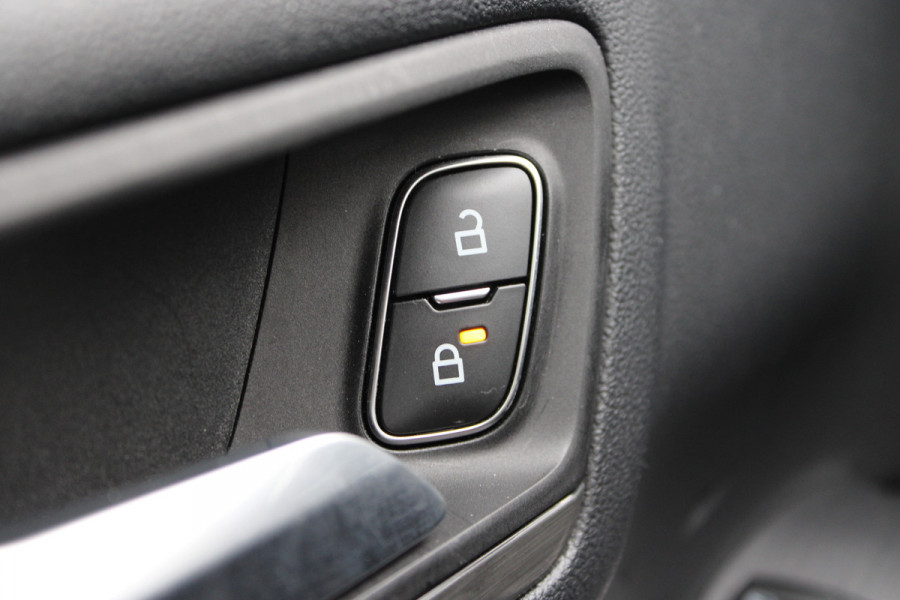 Ford Kuga 2.5 PHEV Titanium | Trekhaak | B&O | Navigatie | Led