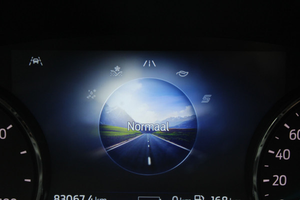 Ford Kuga 2.5 PHEV Titanium | Trekhaak | B&O | Navigatie | Led