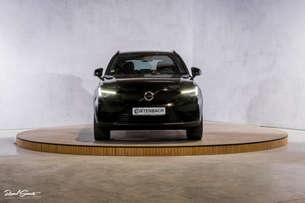 Volvo XC40 Recharge Twin Plus | Adaptieve cruise | Blis | Metallic | Full LED |
