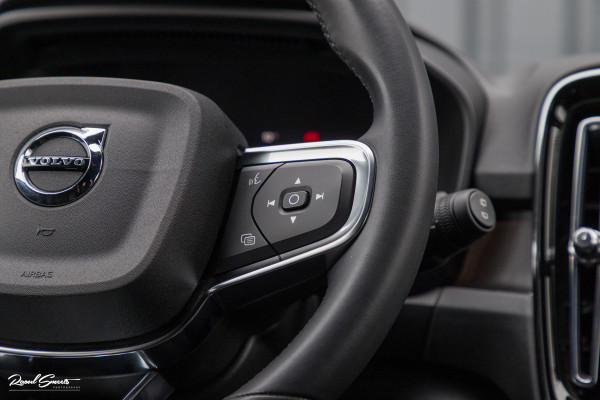 Volvo XC40 Recharge Twin Plus | Adaptieve cruise | Blis | Metallic | Full LED |