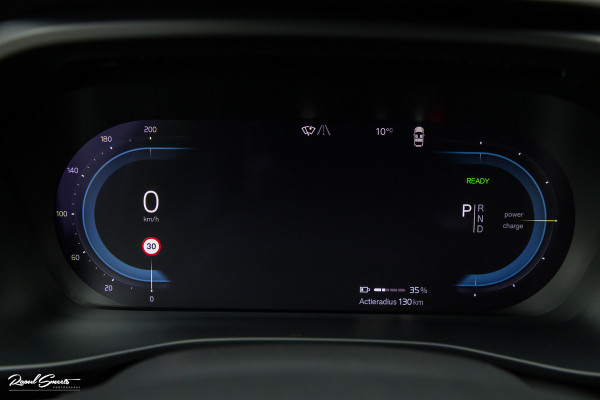 Volvo XC40 Recharge Twin Plus | Adaptieve cruise | Blis | Metallic | Full LED |