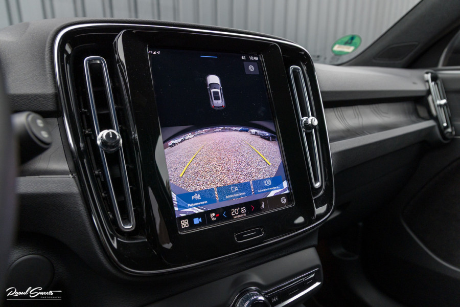 Volvo XC40 Recharge Twin Plus | Adaptieve cruise | Blis | Metallic | Full LED |