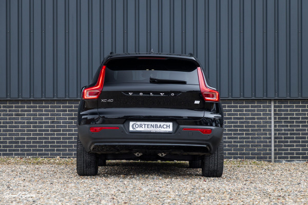 Volvo XC40 Recharge Twin Plus | Adaptieve cruise | Blis | Metallic | Full LED |