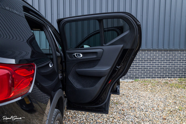 Volvo XC40 Recharge Twin Plus | Adaptieve cruise | Blis | Metallic | Full LED |