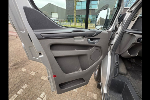 Ford Transit Custom 3200KG 2.0 TDCI L2H1 Limited nieuwe apk GARANTIE