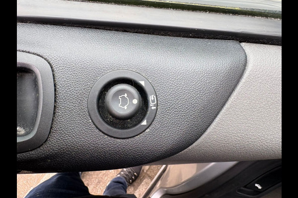 Ford Transit Custom 3200KG 2.0 TDCI L2H1 Limited nieuwe apk GARANTIE