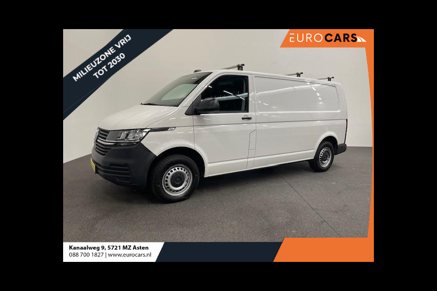 Volkswagen Transporter 2.0 TDI L2H1 110PK Airco Cruise Control Trekhaak Parkeersensoren Apple Carplay
