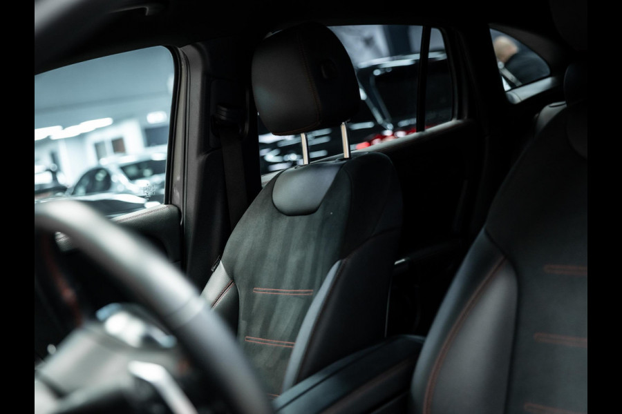 Mercedes-Benz GLA 200 AMG Line