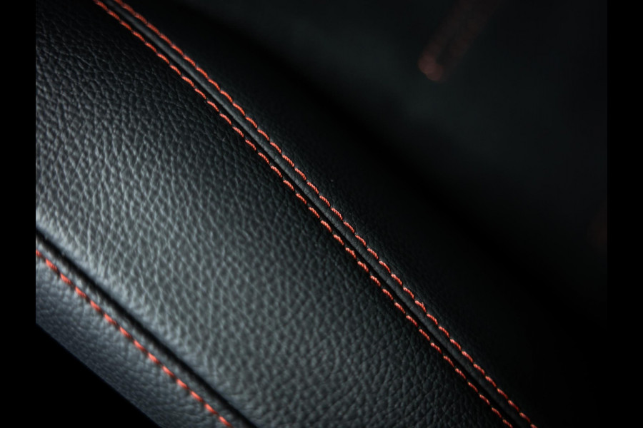 Mercedes-Benz GLA 200 AMG Line