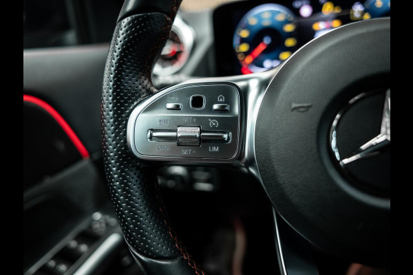 Mercedes-Benz GLA 200 AMG Line