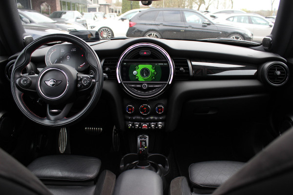 MINI Mini 2.0 Cooper S Chili / Panoramadak / Camera / Head-up / Leder / Harman Kardon / 18'' / Navigatie / Stoelverwarming / Cruise Control
