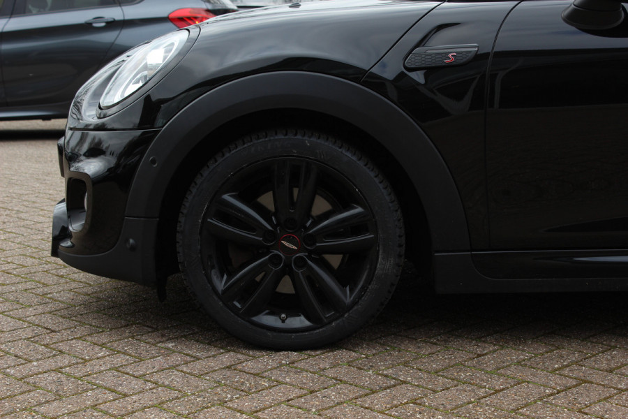 MINI Mini 2.0 Cooper S Chili / Panoramadak / Camera / Head-up / Leder / Harman Kardon / 18'' / Navigatie / Stoelverwarming / Cruise Control
