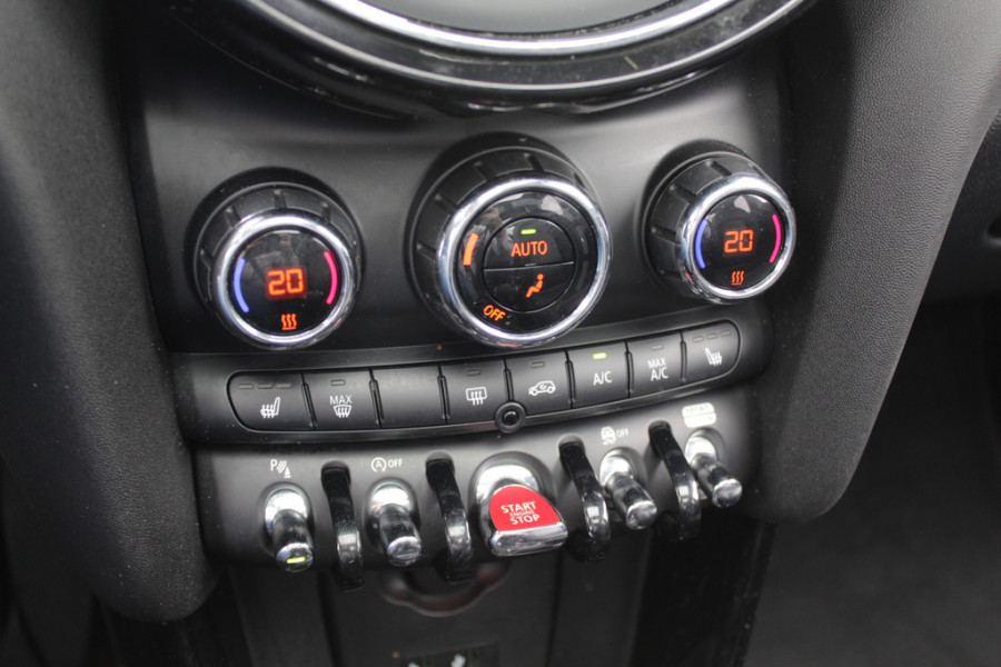 MINI Mini 2.0 Cooper S Chili / Panoramadak / Camera / Head-up / Leder / Harman Kardon / 18'' / Navigatie / Stoelverwarming / Cruise Control