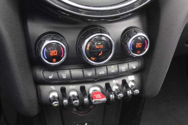 MINI Mini 2.0 Cooper S Chili / Panoramadak / Camera / Head-up / Leder / Harman Kardon / 18'' / Navigatie / Stoelverwarming / Cruise Control