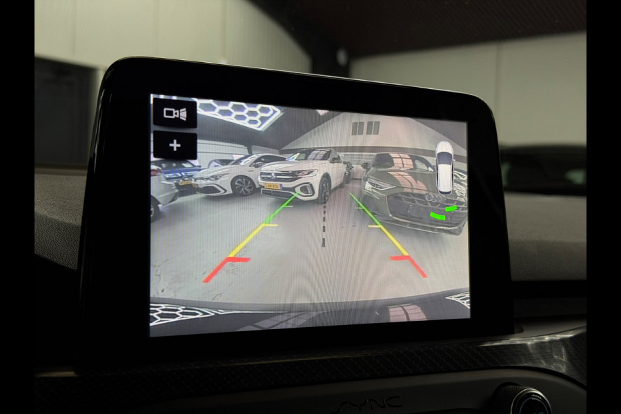 Ford Focus 1.0 EcoBoost ST Line CarPlay Camera
