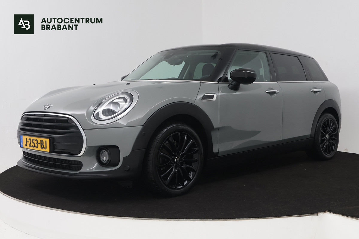MINI Clubman 1.5 Cooper (SFEERVERLICHTING, H&K AUDIO, CRUISE CONTROL, NAVIGATIE, PARKEERSENSOREN)