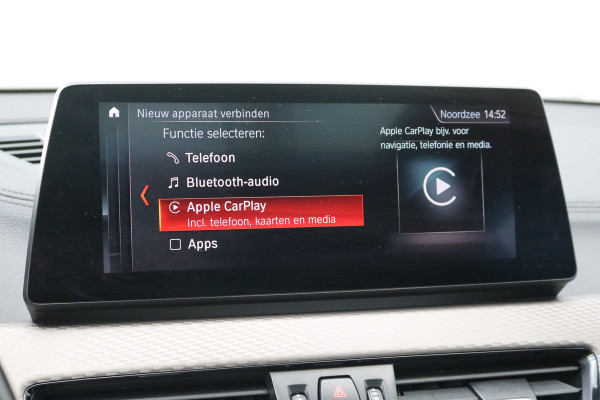 BMW X2 sDrive20i Business Ed. Plus Pano-dak/Leder/20-Inch/Stoelverwarming/Keyfree