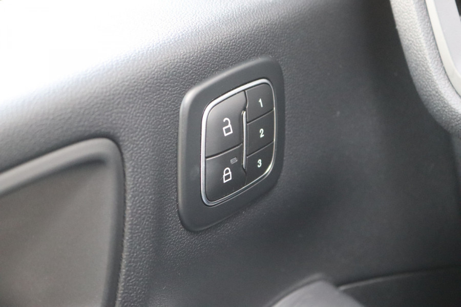 Ford Kuga 1.5 EcoB. 187PK Automaat ST-Line X Trekhaak-1800KG/360-camera/Winterpack/Adapt.-cruise/Reservewiel