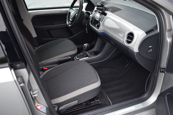 Volkswagen e-Up! Style | Camera | Cruise | 16" | Verw. voorruit | Lane Assist
