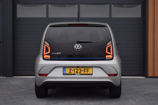 Volkswagen e-Up! Style | Camera | Cruise | 16" | Verw. voorruit | Lane Assist