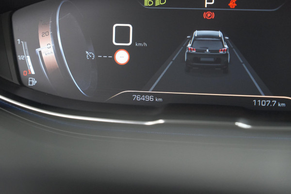 Peugeot 5008 PureTech 130 EAT8 GT Line | 7 Zitplaatsen | Trekhaak | Stoelverwarming | Apple Carplay