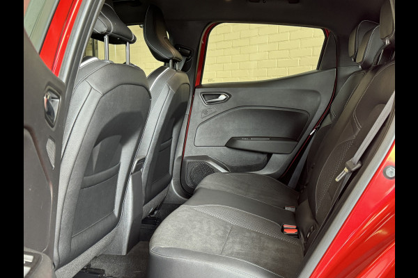 Renault Clio 1.6 E-Tech Hybrid 140 Intens, Navi | PDC V+A | 360 camera |16 inch velgen | carplay |cruise control |